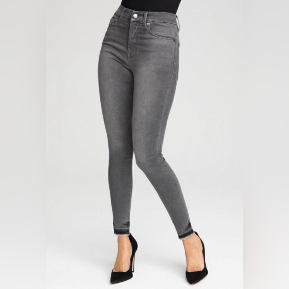 Size 4/27 | Good American Gray Skinny Jeans with Raw Hem